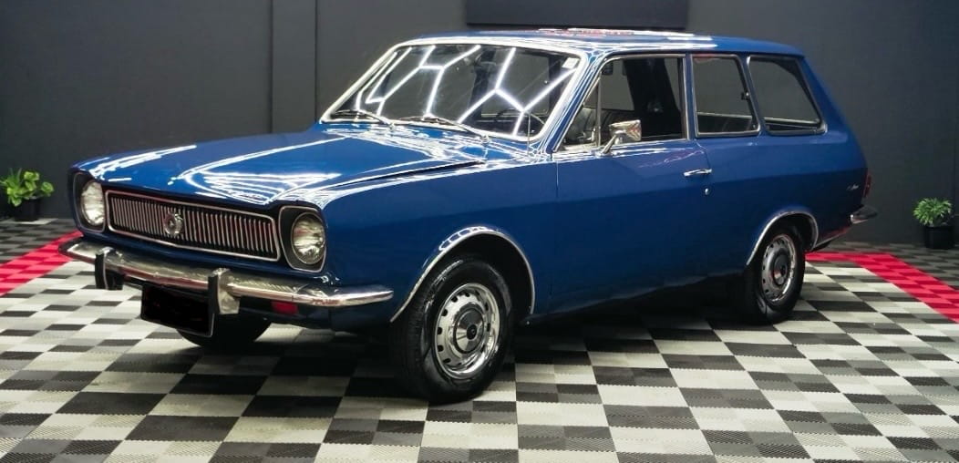 Ford Corcel Belina 1973 — clássico restaurado, azul deslumbrante — foto 1 de 9